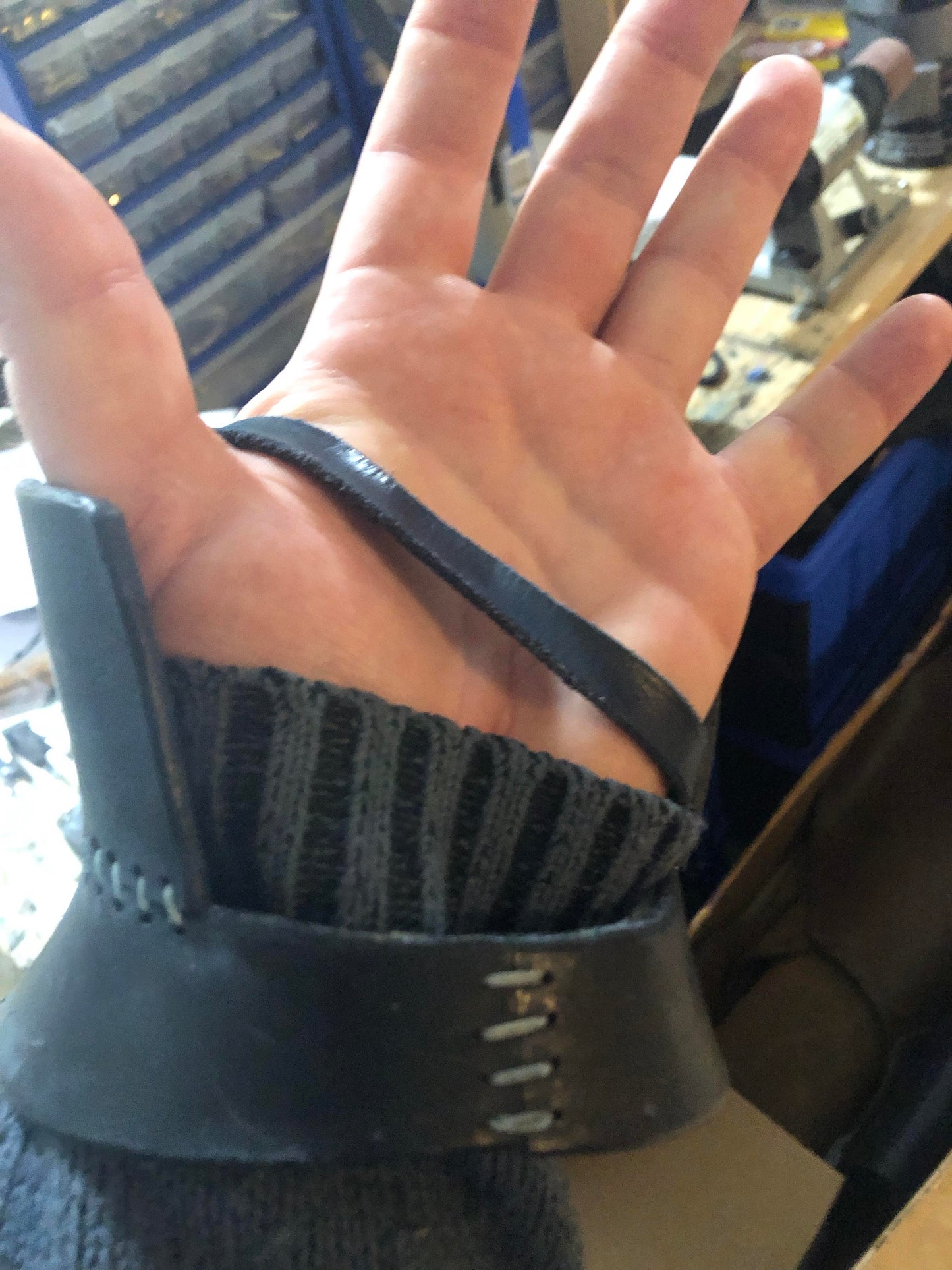 Thornewood Demi Gauntlets